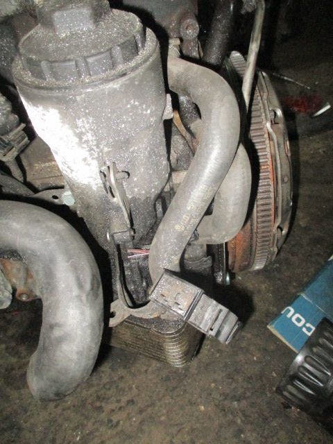 Termoflot racitor ulei Golf 5 A3 SKODA SEAT Caddy motor 2,0 TDI bkd