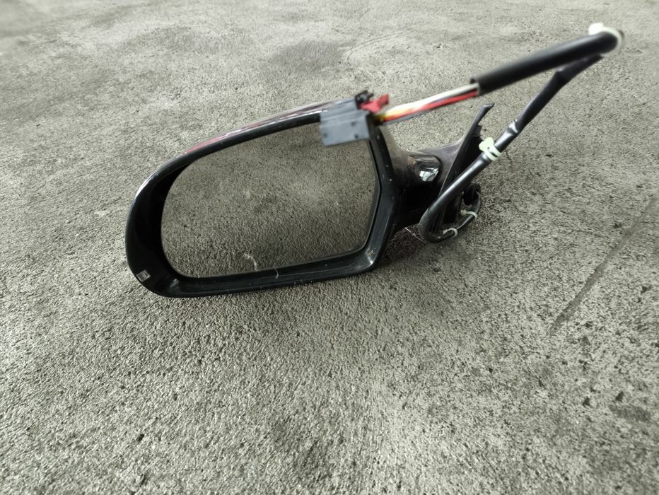 Огледало за Audi A3 8p кабрио