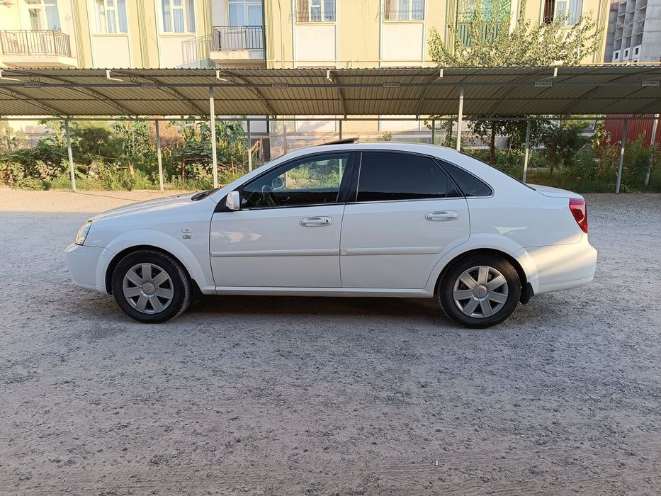 Lasetti 1.8 aftamat gazilari bilan