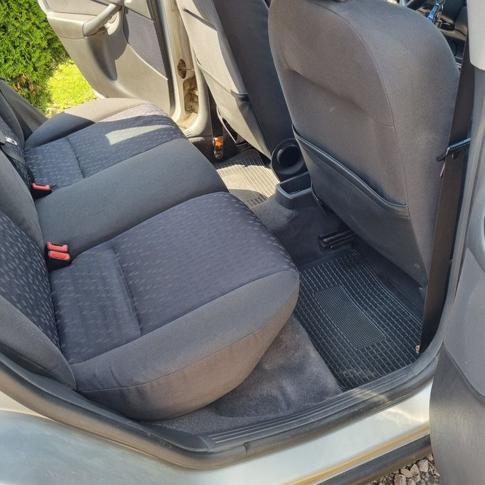 FORD Focus 2001 — imagine 3