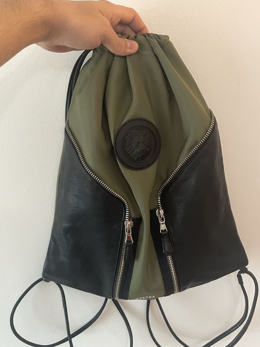 Раничка Versace.