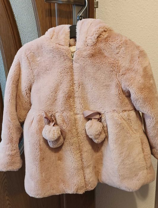 Palton/ Blăniță groasa ,cu gluga, pentru fetițe între 2-4 ani