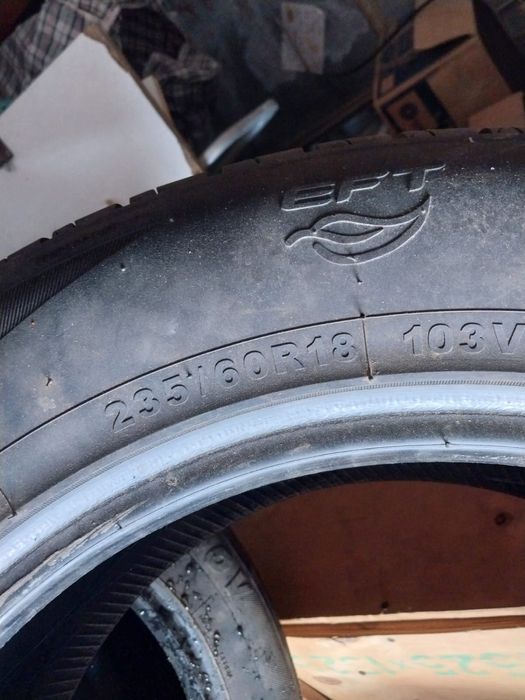 Продам автошины 235/60/18