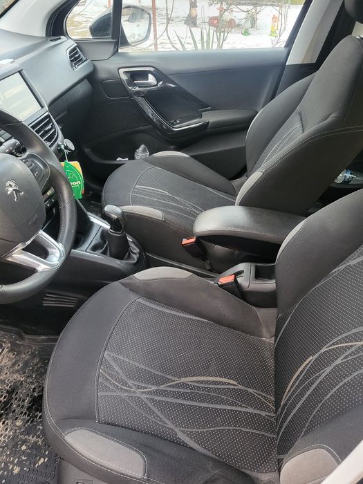 Vand  auto 2014 benzina