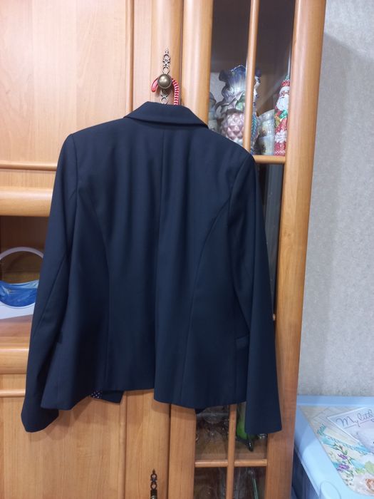 Продам пиджак  школьный