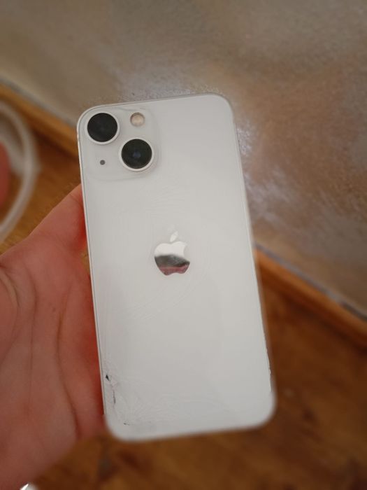 Vând iPhone 13 mini