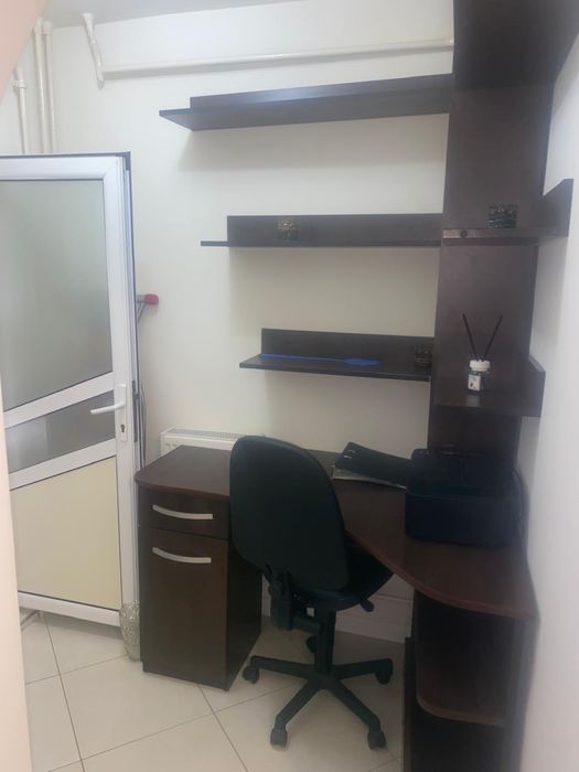 De inchiriat apartament zona Bariera