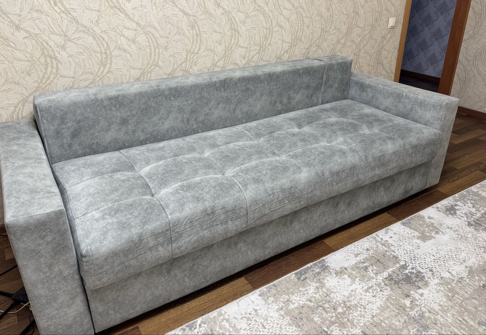 Продам Диван в использовании 2 года