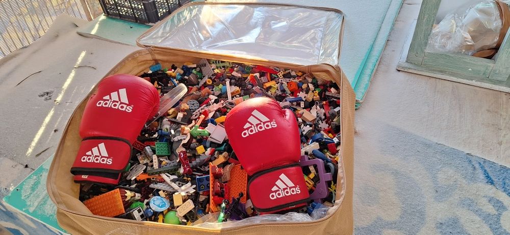 Продам конструкторы LEGO