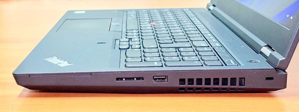 15.6"FHD IPS/W-10855M/64GB RAM/RTX 5000-16GB/512GB/Lnv ThinkPad P15