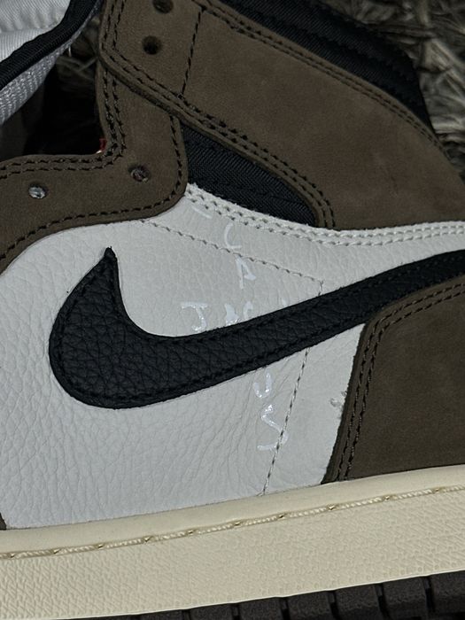 Jordan 1 High x Travis Scott Mocha
