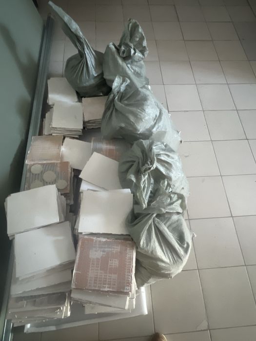 Плитка, Лом плиток и целые плитки