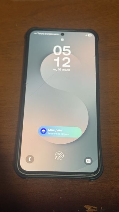 Samsung 25СЕ новый с коробкой
