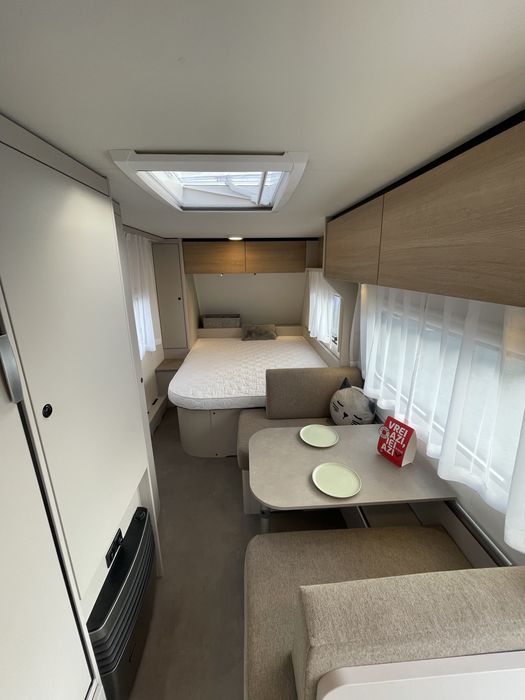 Rulota Lmc Sassino 450D/ 4 pers/ noua/ premium/ 12 ani garantie