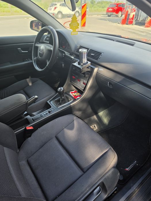 AUDI A4 Avant 2004 — imagine 3