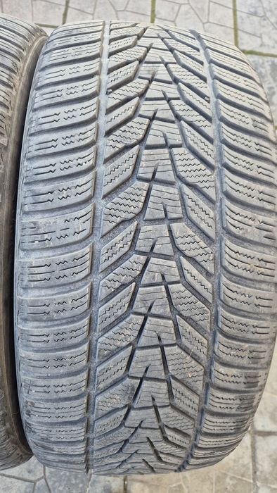 245 35 20 2бр ханкоок без лепенки дот 23