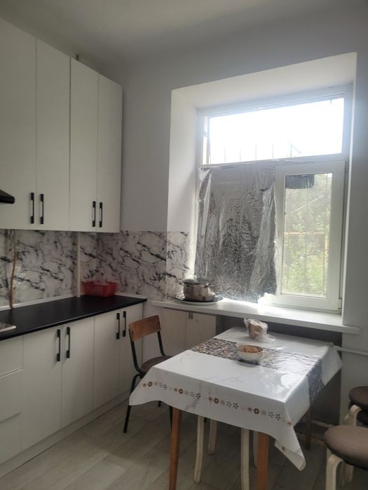 Продаётся 4 комнатная квартира