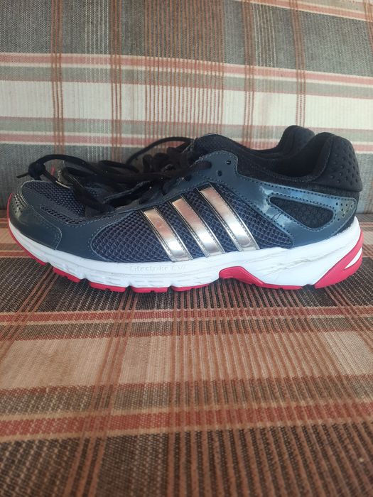 Маратонки дамски