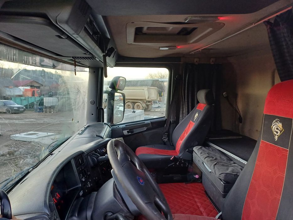 Camion forestier Scania Peridoc.