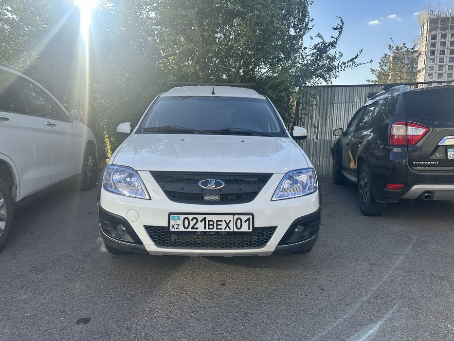 Продам Ларгус 2015г/в