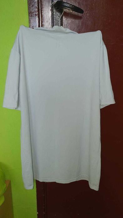 Тениски на различни марки