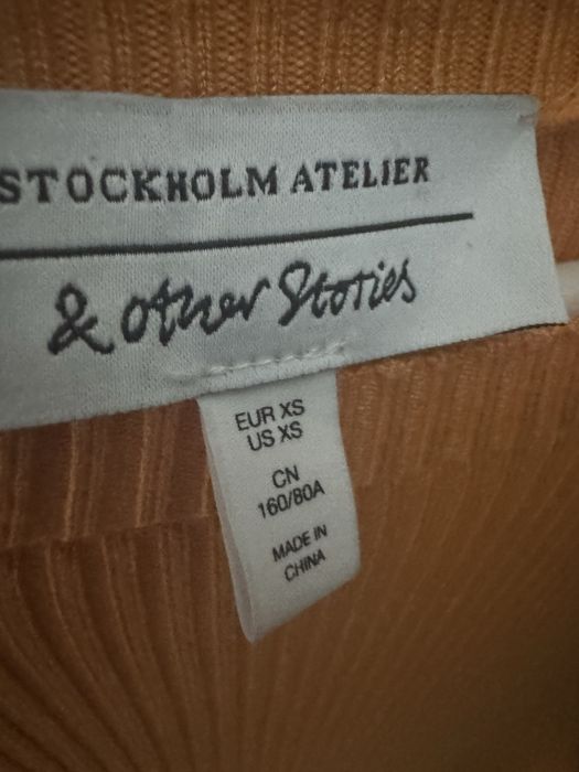 &Other stories рипсен пуловер в оранжево