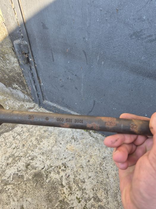 Ключ за джанти за камион 30-32