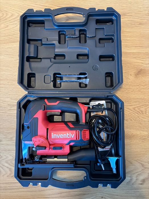 Прободен трион Inventiv 750W с лазер + куфар