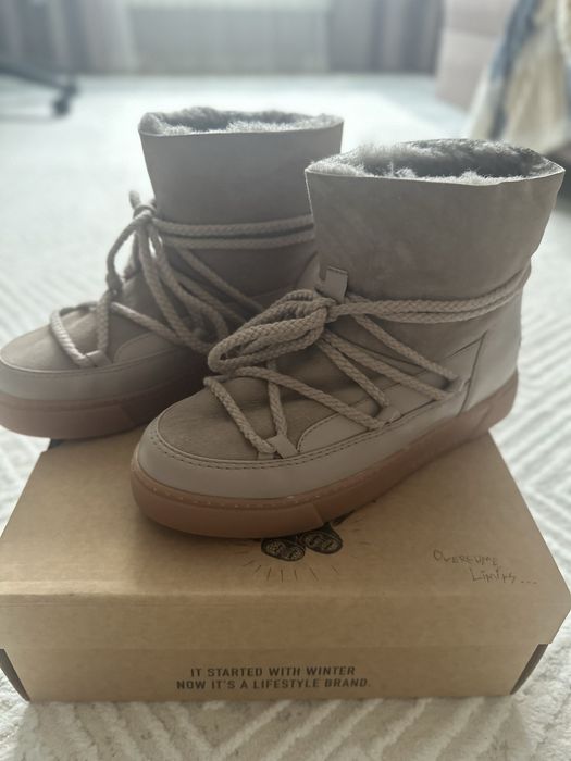 Продам угги новые