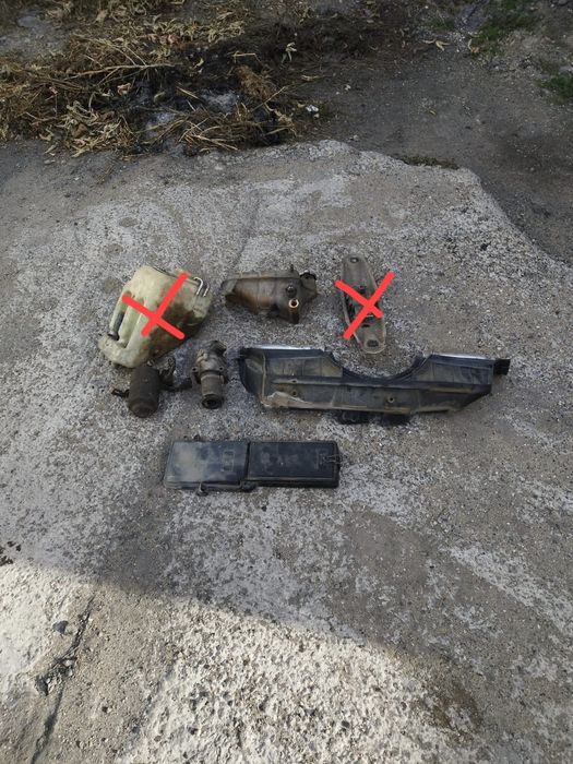 Запчасти  1990 года w124