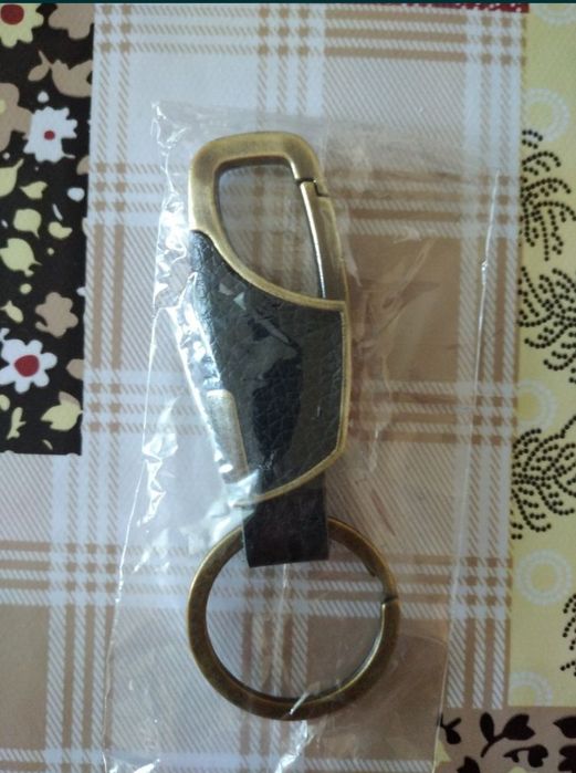 Продаются брелки универсальные!!!