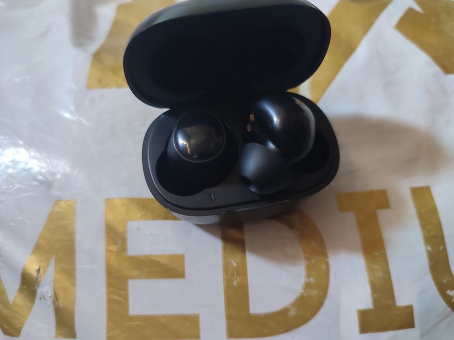 Наушники беспроводные Anker soundcore p 20 и Mifa X 19