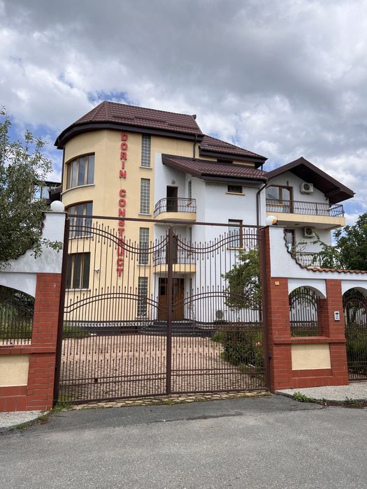 Vila de vanzare premium
