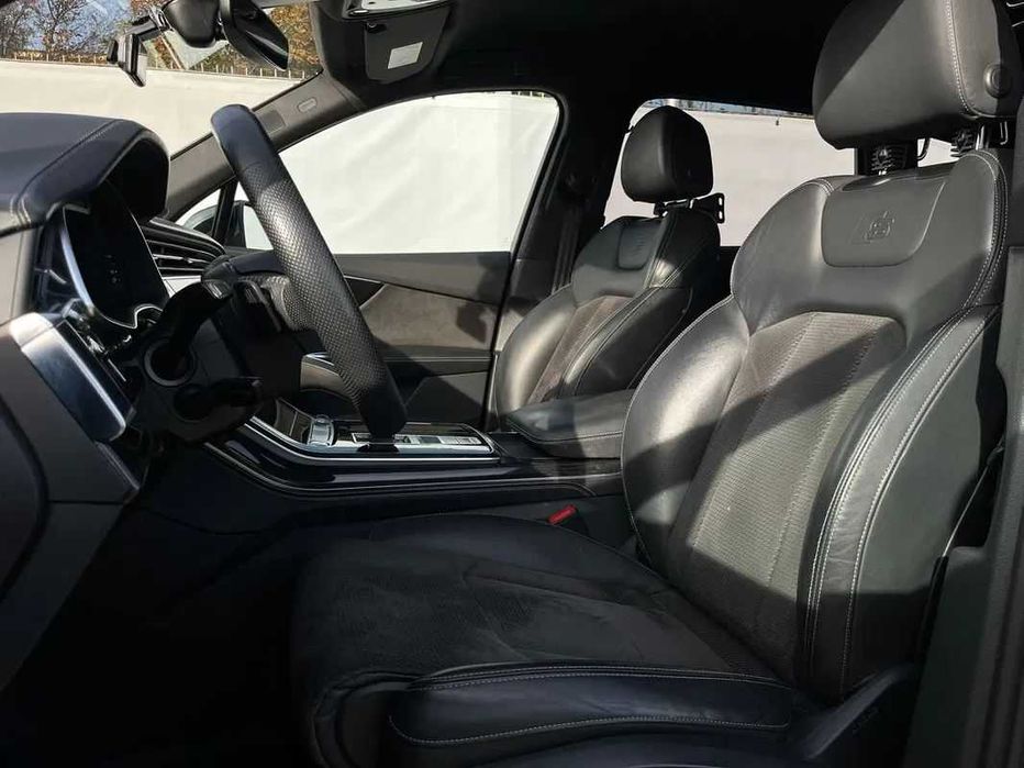 Audi Q7 50 TDI – S line – Quattro