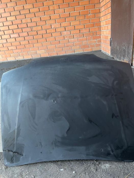 Продам капот на 2115