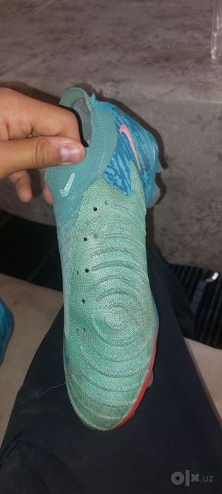 Бутсы nike phantom 2 siries (EURO 40 размер)