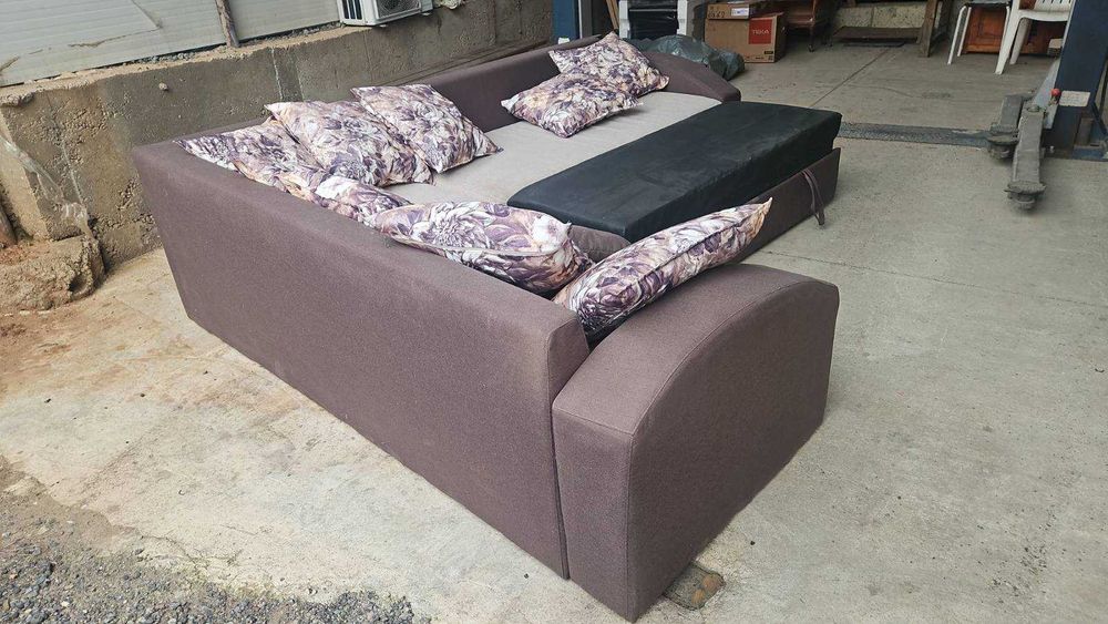 Диван ъглов разтегателен