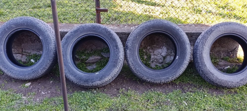 Гуми 205/70 15 А/Т