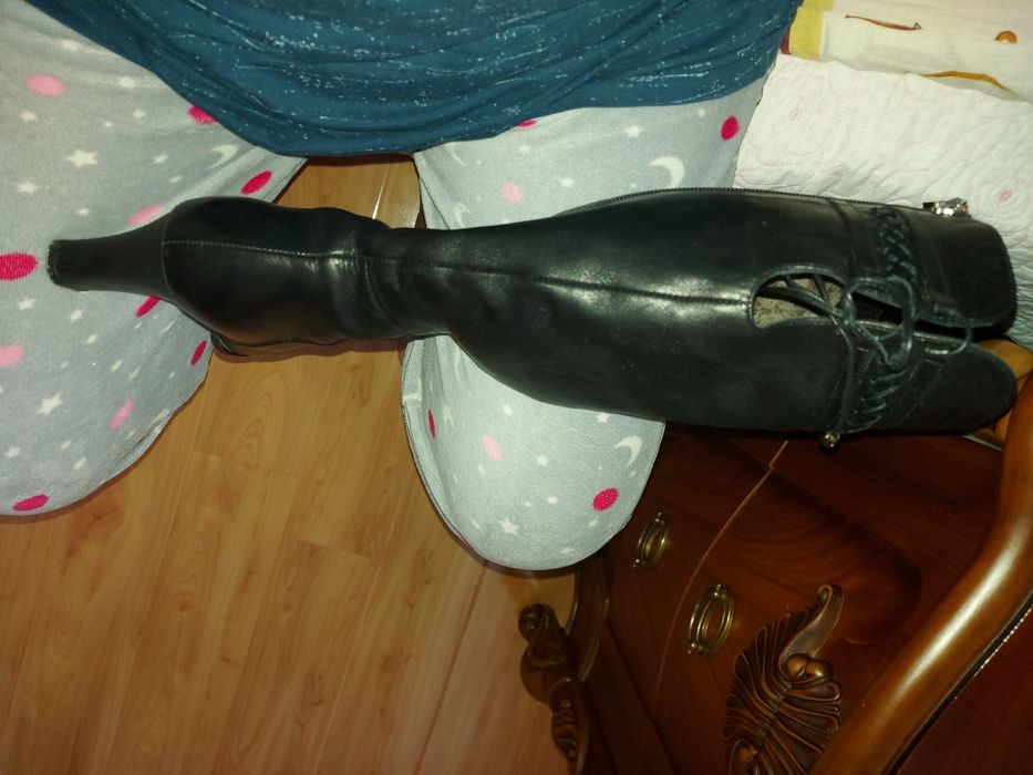 Красивые сапоги 39 р