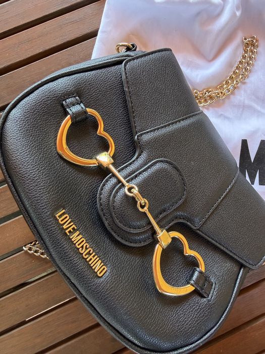 LOVE MOSCHINO черна чанта + прахова топбичка