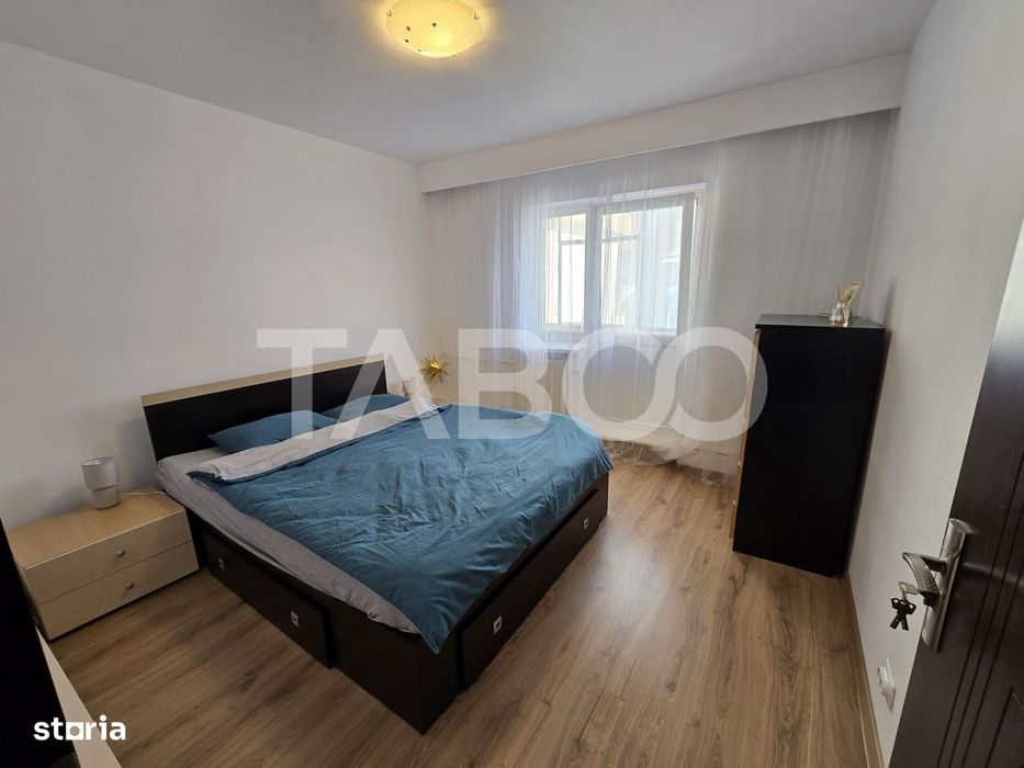 Apartament 3 camere decomandat renovat 2 bai 2 balcoane Turnisor Sibiu — fotografia 3