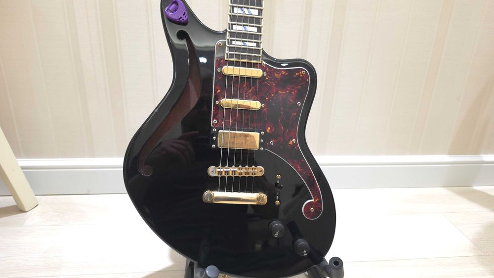 Электрогитара D'Angelico Bedford SH Deluxe