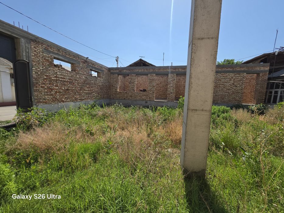 Xovli uy sotiladi xafiza masjid oldida