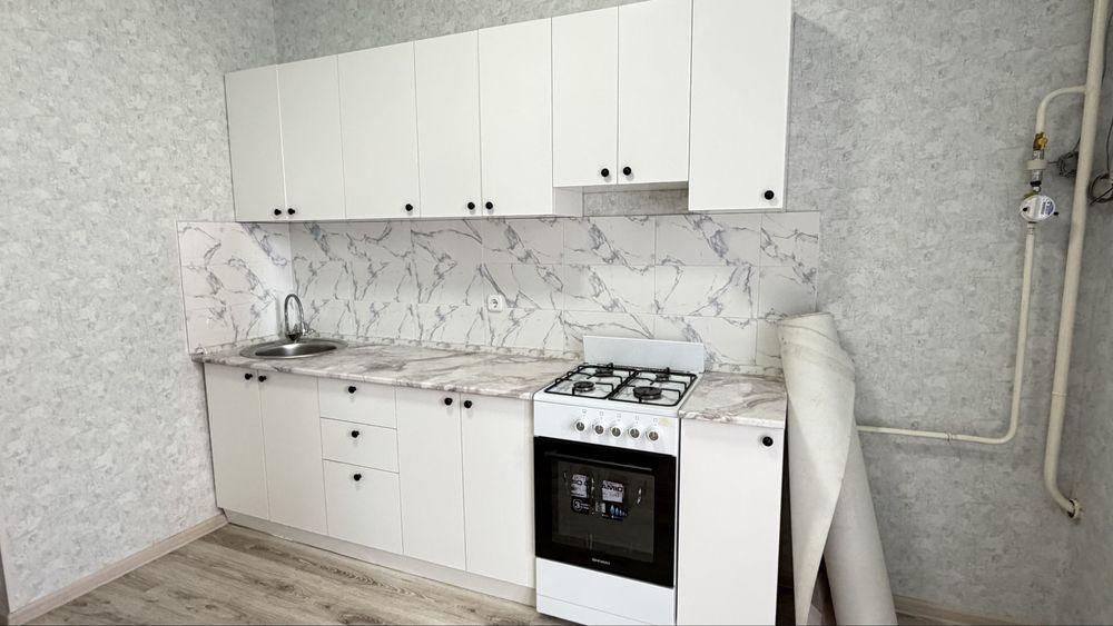 Продам Кухню, пользовались 1 год, состояние отличное