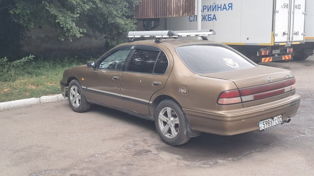 Nissan maxima 1995
