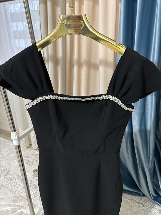 Элегантное платье s/m размер