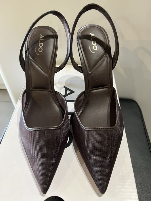 Елегантни сандали на ток Aldo номер 39