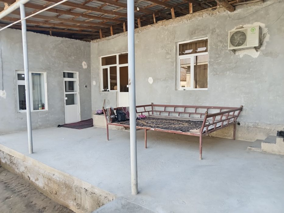 Sindi Dollar bilan porno rasmlar