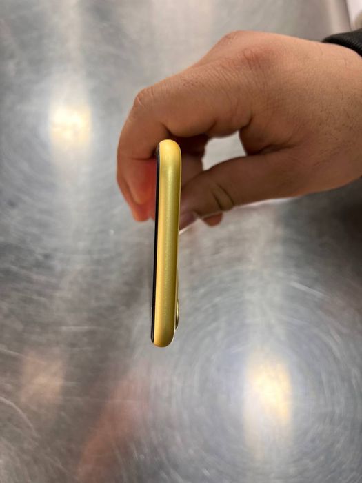 iPhone 11 250$  holati yangi