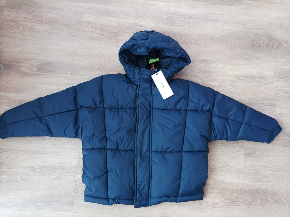 Hugo Boss Ново оригинално яке 5-7 год